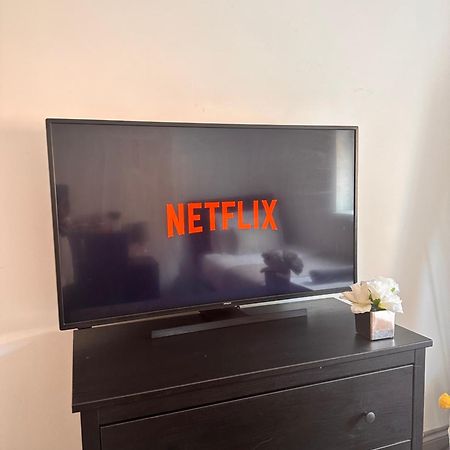 Lincoln City Centre Rooms P&S エクステリア 写真
