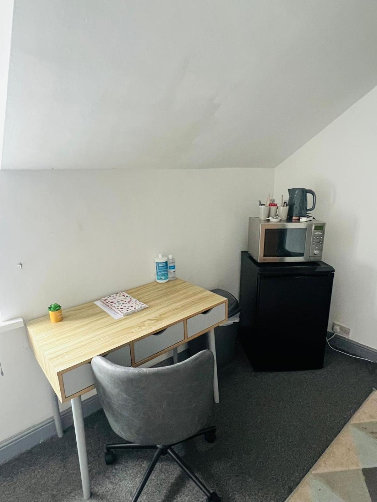 Lincoln City Centre Rooms P&S エクステリア 写真
