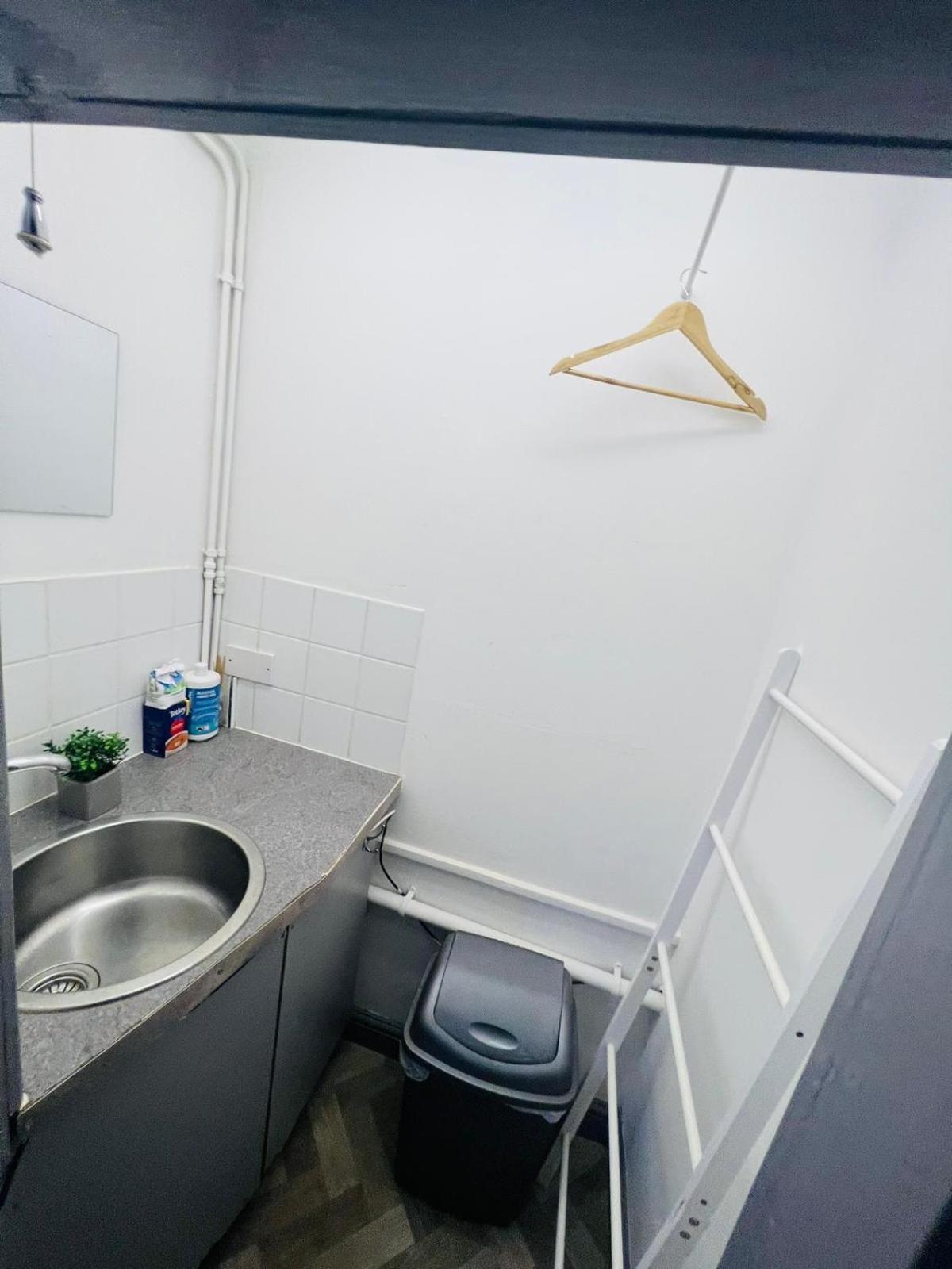 Lincoln City Centre Rooms P&S エクステリア 写真